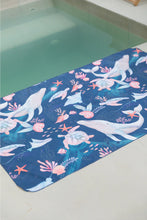 Cargar imagen en el visor de la galería, Toalla playera de microfibra Tortugas