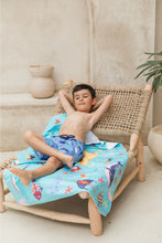 Cargar imagen en el visor de la galería, Toalla playera de microfibra Submarino