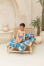 Cargar imagen en el visor de la galería, Toalla playera de microfibra Safari