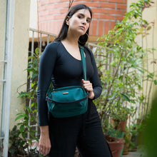 Cargar imagen en el visor de la galería, Bandolera Anita Verde Labranza