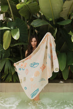 Cargar imagen en el visor de la galería, Toalla playera de microfibra Beach Club