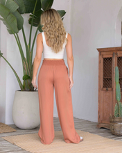 Cargar imagen en el visor de la galería, Pantalon Olivia Plane Almond