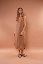 Cargar imagen en el visor de la galería, Vestido Cocoa miel