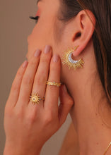 Cargar imagen en el visor de la galería, Anillo Soles
