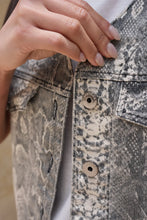 Cargar imagen en el visor de la galería, Chaleco Boa