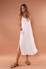 Cargar imagen en el visor de la galería, Vestido Cocoa nube