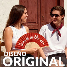 Cargar imagen en el visor de la galería, Abanico “Love is in the air” purpurina