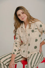 Cargar imagen en el visor de la galería, CHAQUETA PRINT LUNARES