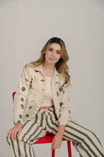 Cargar imagen en el visor de la galería, CHAQUETA PRINT LUNARES