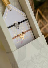 Cargar imagen en el visor de la galería, Pacto Amar, Honrar y Proteger (Set x 2 Pulseras) - Negro