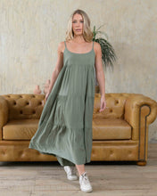 Cargar imagen en el visor de la galería, Vestido Cereza Moss
