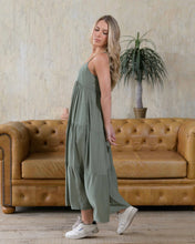 Cargar imagen en el visor de la galería, Vestido Cereza Moss