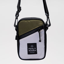 Cargar imagen en el visor de la galería, Bandolera Clásica Habana