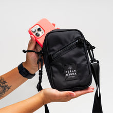 Cargar imagen en el visor de la galería, Bandolera Clásica Nuquí Negra