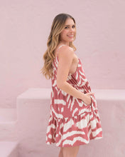 Cargar imagen en el visor de la galería, Vestido Alexa Coral