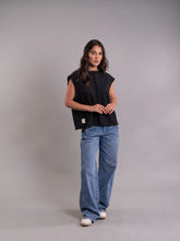 Cargar imagen en el visor de la galería, Blusa Sara Muse Black