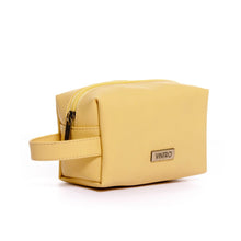 Cargar imagen en el visor de la galería, COSMETIQUERA PARA MUJER MINI PARIS AMARILLA
