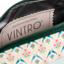 Cargar imagen en el visor de la galería, COSMETIQUERA PARA MUJER ALBANIA INDIAN GARDEN CON PULSERA