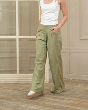 Cargar imagen en el visor de la galería, Pantalon Wimper Plane Verde