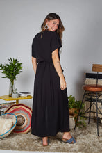 Cargar imagen en el visor de la galería, Vestido Étnica Largo con mangas y aberturas frontales - Negro