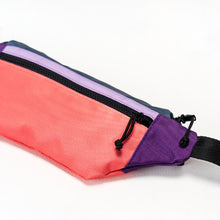 Cargar imagen en el visor de la galería, Fanny Pack Tayrona Fucsia