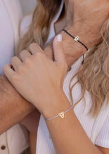 Cargar imagen en el visor de la galería, Pacto Amar, Honrar y Proteger (Set x 2 Pulseras) - Negro