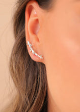 Cargar imagen en el visor de la galería, Aretes Raíz de mi Historia Plata