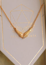 Cargar imagen en el visor de la galería, Collar Ángel Eternidad Oro