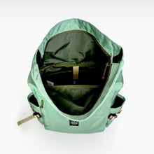 Cargar imagen en el visor de la galería, Back Pack Santa Elena