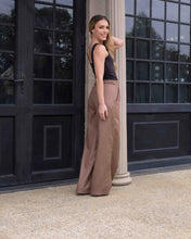 Cargar imagen en el visor de la galería, Pantalon Cande Plane Cocoa