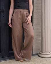Cargar imagen en el visor de la galería, Pantalon Cande Plane Cocoa