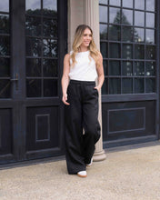 Cargar imagen en el visor de la galería, Pantalon Cande Plane Negro