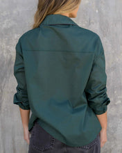 Cargar imagen en el visor de la galería, Camisa Lucero Soft Jade