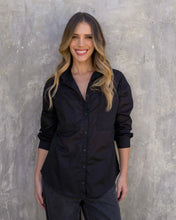 Cargar imagen en el visor de la galería, Camisa Lucero Soft Black