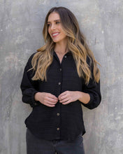 Cargar imagen en el visor de la galería, Camisa Cristina Berlín Black