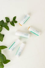 Cargar imagen en el visor de la galería, Bálsamo Labial