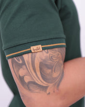 Cargar imagen en el visor de la galería, Polo Verde Militar Nerú / Regular Fit