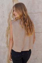 Cargar imagen en el visor de la galería, Chaleco India Arena