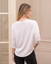 Cargar imagen en el visor de la galería, Buzo New Basic Moscú Marfil