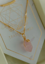Cargar imagen en el visor de la galería, Collar Cuarzo Rosa - Piedra del Amor Incondicional