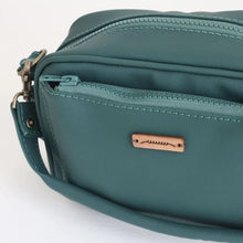 Cargar imagen en el visor de la galería, Bandolera Anita Verde Labranza