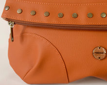 Cargar imagen en el visor de la galería, Bandolera Doblez Durazno