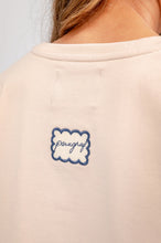 Cargar imagen en el visor de la galería, CAMISETA MANGA CORTA BORDADA ONDAS