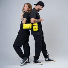 Cargar imagen en el visor de la galería, Palomino Hipbag Riñonera práctica y versátil