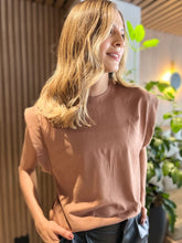 Cargar imagen en el visor de la galería, CAMISETA MOCHA