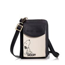 Cargar imagen en el visor de la galería, MANOS LIBRES PARA MUJER IBIZA NEGRO SNOOPY CON BOLSILLO EXTERNO Y CARGADERA REMOVIBLE