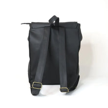 Cargar imagen en el visor de la galería, Morral Explorador Negro