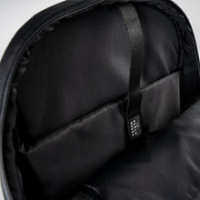 Cargar imagen en el visor de la galería, Daypack Nuqui