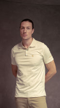 Cargar imagen en el visor de la galería, Polo T-shirt Hueso