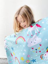 Cargar imagen en el visor de la galería, Toalla playera de microfibra Arcoíris